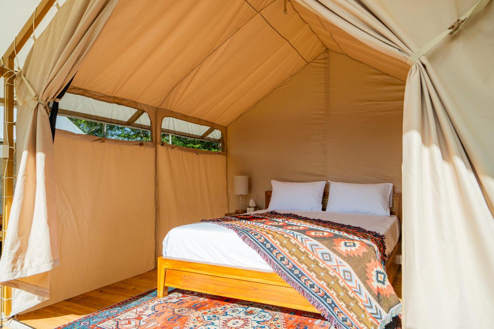 Green Lava Lake View Glamping Bedugul エクステリア 写真
